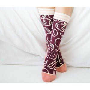 Apple Spice Crew Socks